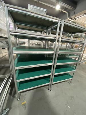 Scaffale per tubi in acciaio progettato per facilitare i processi di produzione snella con flusso di materiali ottimizzato e organizzazione dello stoccaggio